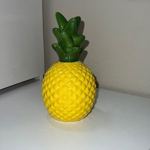 Decorative Ceramic Pineapple!